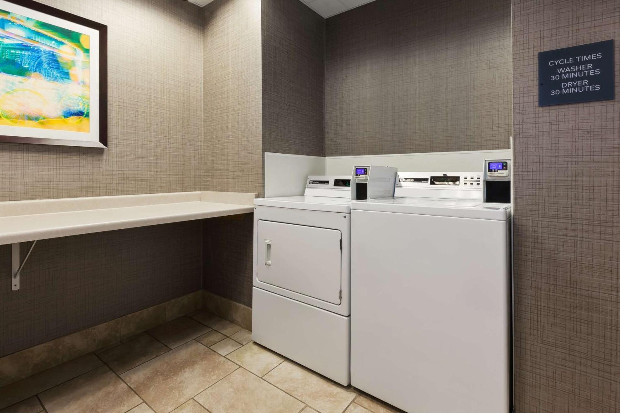 Hilton Garden Inn Minneapolis Maple Grove Eksteriør billede